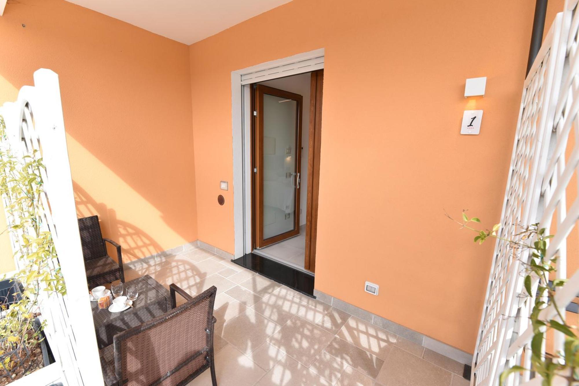 مبيت وإفطار أَجيرولا Casa Emma المظهر الخارجي الصورة